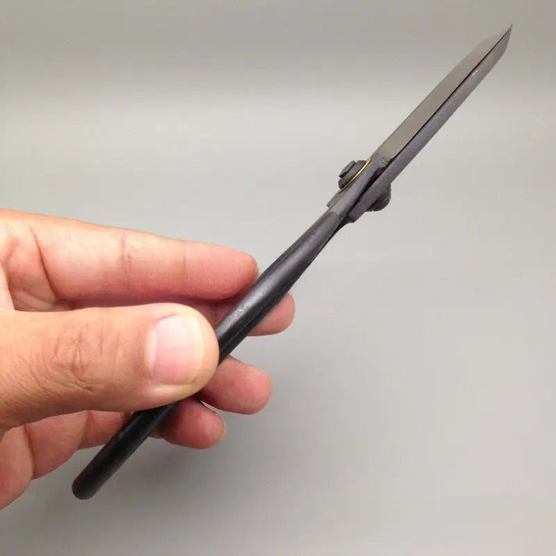 Japanese Okubo Gardening Scissors Sill and Soil